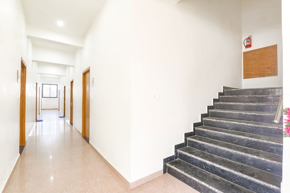 Lobby - Fabhotel Trayamb (Faizabad)