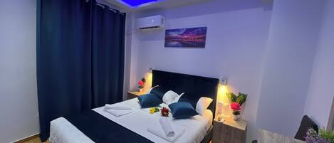 2 chambres, fer et planche à repasser, Wi-Fi gratuit, draps fournis