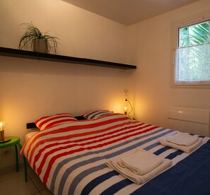 3 chambres, lit parapluie