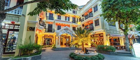 المنشأة من الخارج