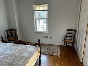 4 dormitorios, tabla de planchar con plancha, wifi y ropa de cama