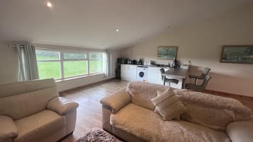 Appartement | Coin séjour | Télévision