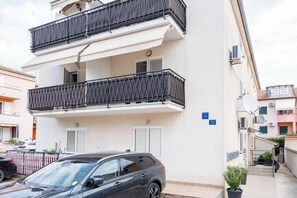 Interior entrance - Studio SB (Rovinj)