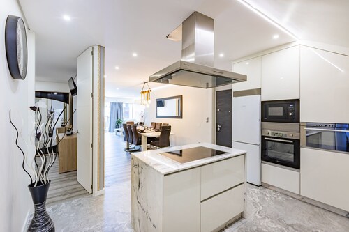 Porto City Holidays by Douro River