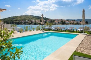 A heated pool - Villa Dragica - Private villa with pool, Sibenik (Zaboric)