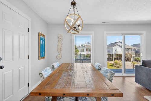 Shrimply the Best -105 SE 53rd Street- Coastal Vacation Resorts