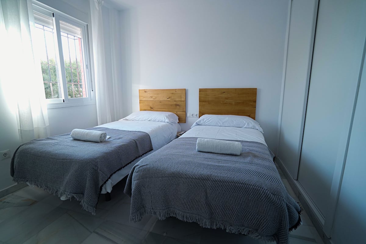 Family Apartment, Non Smoking, Microwave | 1 bedroom, blackout drapes, iron/ironing board, free WiFi
