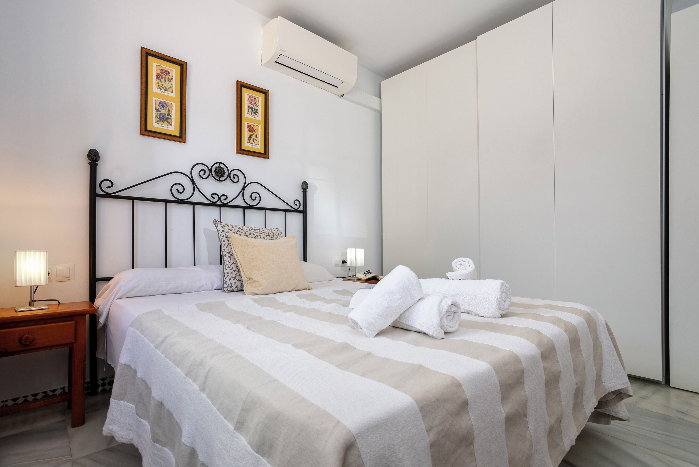 Basic-Apartment | 1 Schlafzimmer, Verdunkelungsvorhänge, Bügeleisen/Bügelbrett