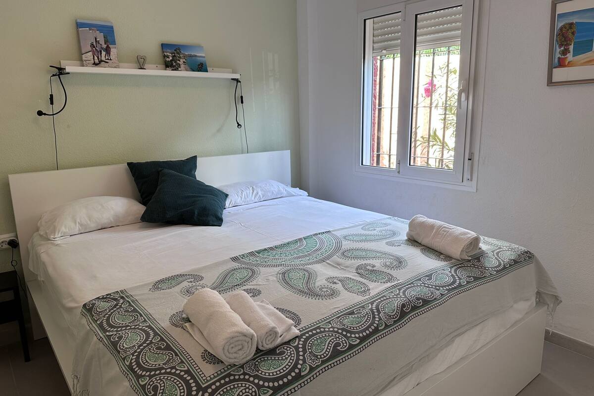 Basic Apartment | 1 bedroom, blackout drapes, iron/ironing board, free WiFi