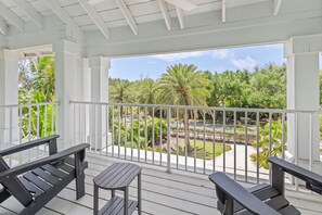 Property grounds - Aqua Bay 3BR by RVA-Poolside Luxury, Pets Too (Longboat Key)