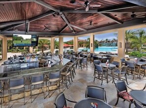 Bar (on property) - Welcome to DayBreak🌴Resort Living - Golf⛳Tennis🎾 Pools, Fitness and More! (Bonita Springs)