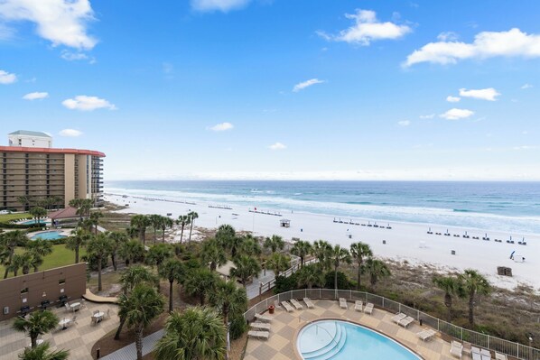 A resort with a pool, beach, and ocean view. - Beautiful end 3 bdr unit with fabulous views, Spring/Summer open book now! (Panama CIty Beach)