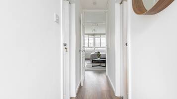 Studio | Allergikerbettwaren, individuell eingerichtet, Bügeleisen/Bügelbrett