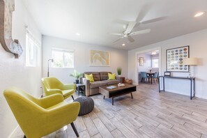 Smart TV, DVD player - Carlsbad Beach Bungalows - 4BRs, Outdoor Living, Walk to Beach, Pet-Friendly (Carlsbad)