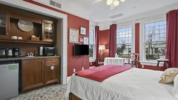 1 bedroom, desk, iron/ironing board, free WiFi
