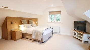 1 bedroom, individually decorated, individually furnished, free WiFi