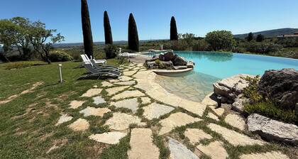 GĂźte la Majorelle T3 de 92 mÂČ + terrasses, jardin.