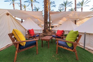 Tent | Living area - Mia Glamping Kinneret (Emek HaYarden)