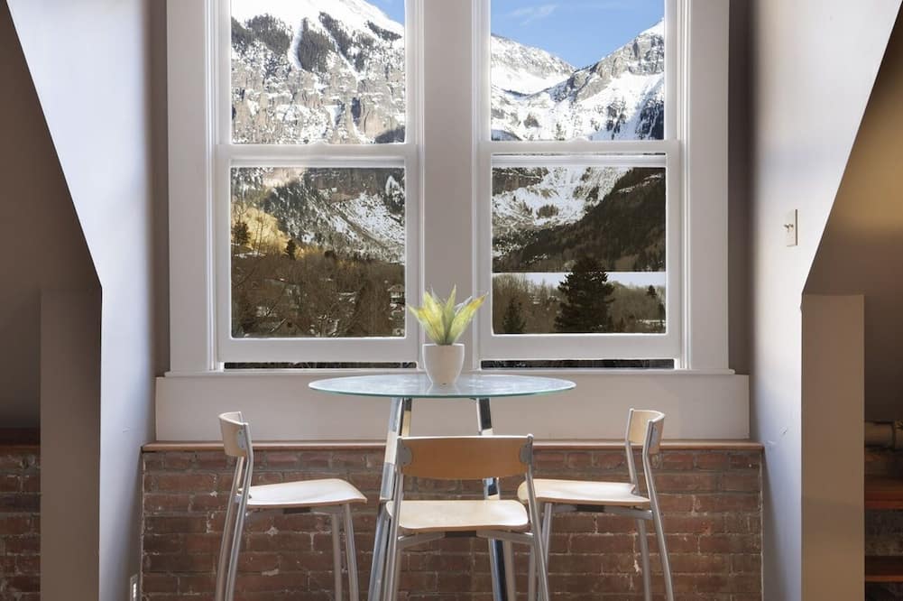 Ajax Loft 1 Bedroom Apts by RedAwning