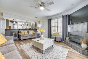 Apartment (2 Bedrooms) | Front of property - Inviting Condo w/ Pool Access, Near Branson Strip! (Branson)