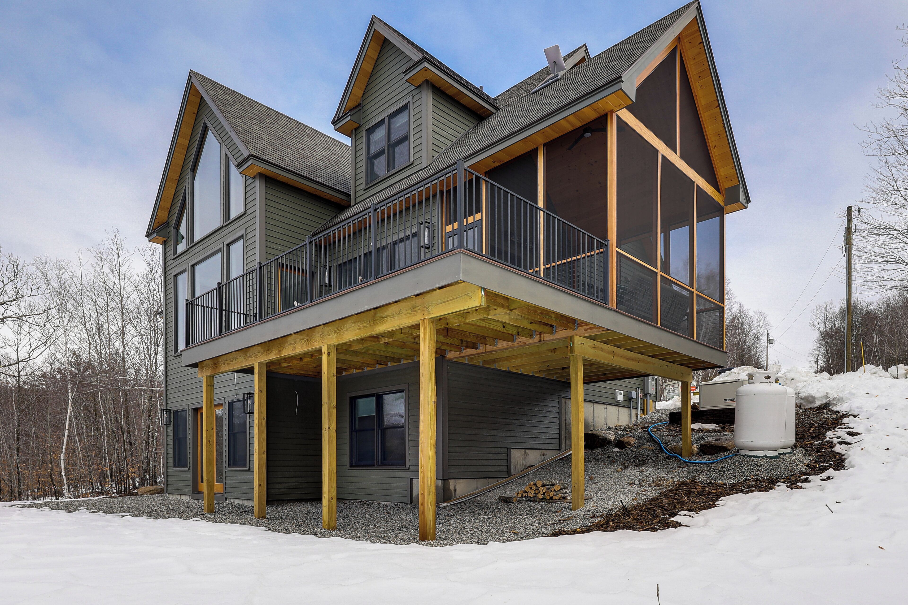 House (4 Bedrooms) | Interior