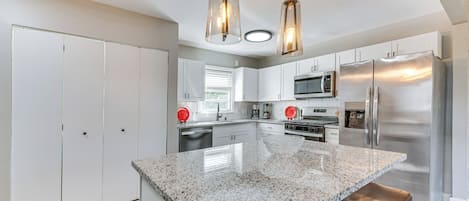 House (3 Bedrooms) | Interior