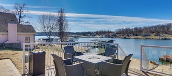 Private Dock: Lakefront Sunrise Beach Home