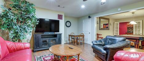 Apartment (2 Bedrooms) | Front of property