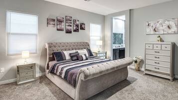 House (4 Bedrooms) | Interior