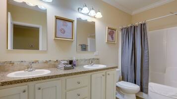 Rumah (4 Bedrooms) | Interior