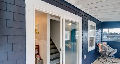 'blackberry Cottage' w/ Yard Near Westport & Beach