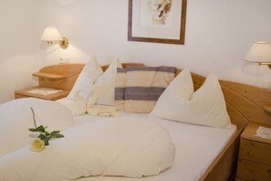 1 bedroom, in-room safe, travel cot, WiFi - Apartment "schwarzhorn" (Nals)