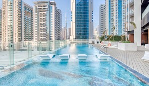 Pool - 2211, Bayz Tower (Dubai)