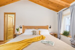 5 Schlafzimmer, Bügeleisen/Bügelbrett, WLAN, Bettwäsche