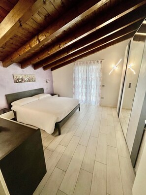 3 Schlafzimmer, Bügeleisen/Bügelbrett, kostenloses WLAN, Bettwäsche