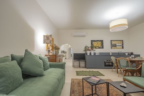 Smart TV - Via Giulia Charming Atelier apartment (Roma)