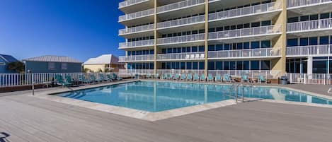 Outdoor pool, a heated pool