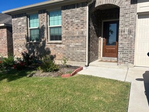 Exterior detail - A Room in a charming brand new  house with kitchen, AC, and WiFi in McKinney (McKinney)