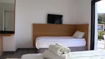 Family Twin Room, Sea View | Desk, laptop workspace, soundproofing, free WiFi