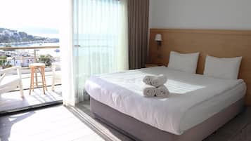 Family Triple Room, 2 Bedrooms, Sea View