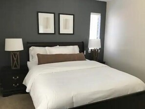 1 bedroom, WiFi - One Bedroom Apartment Great Location Free Parking! (Greenwood Village)