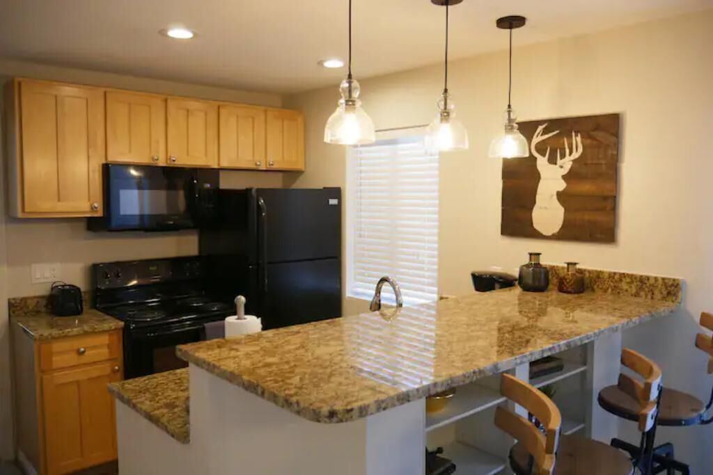 Fridge, microwave, oven, dishwasher