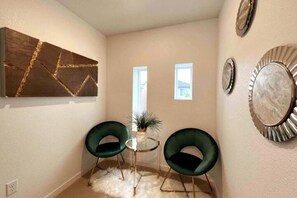 Interior - Charming Modern 2-Bedroom Oasis (Westminster)