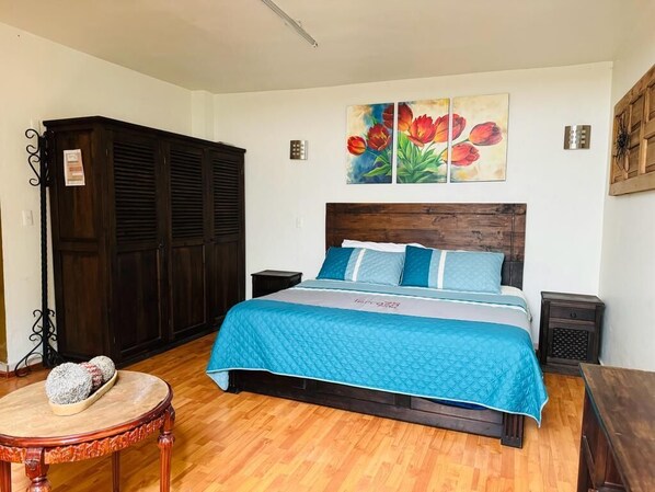 1 bedroom, iron/ironing board, free WiFi