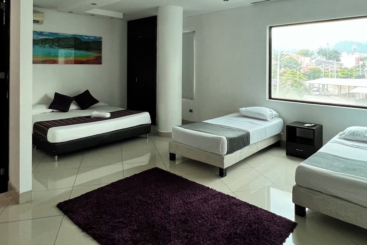 Family Quadruple Room | 1 bedroom, desk, laptop workspace, free WiFi