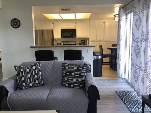 Lovely Home in desirable area of Menifee