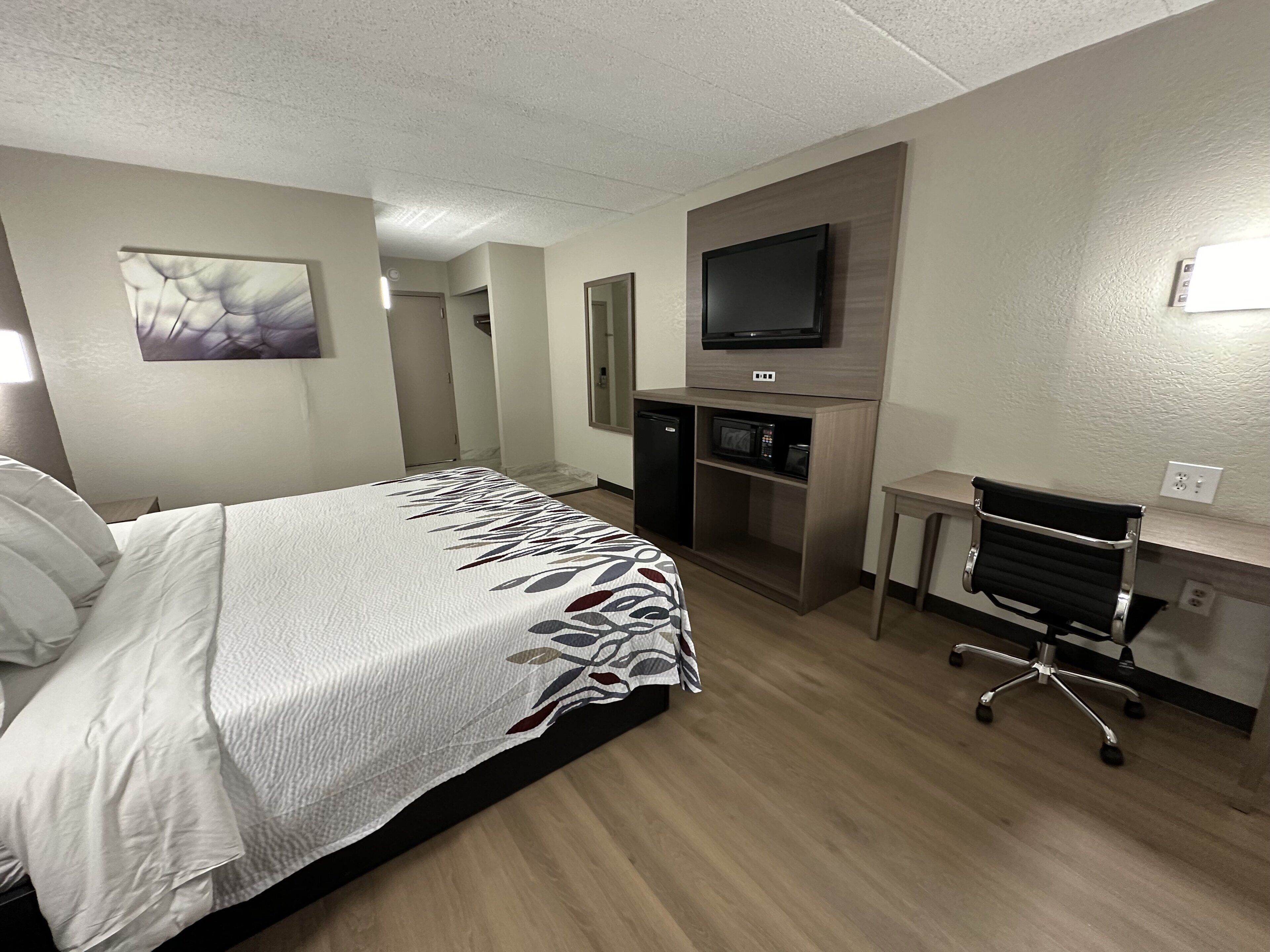 Photo - Red Roof Inn Richmond, VA - W Broad St