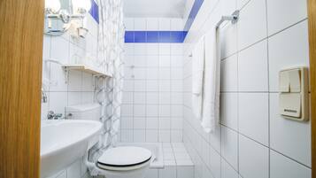 Classic-Doppelzimmer | Badezimmer | Haartrockner