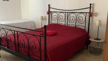 1 camera, Wi-Fi, lenzuola