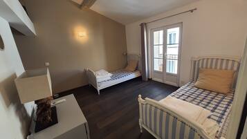 3 chambres, fer et planche Ă repasser, Wi-Fi